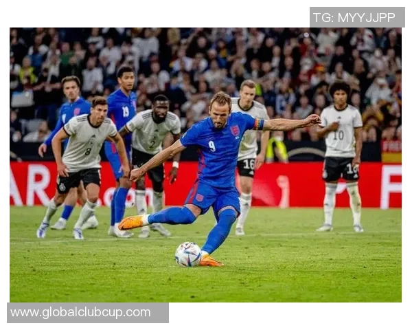 凯恩的传奇之路：从足球天才到世界级巨星的成长历程与影响力分析